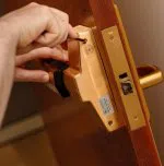 Locksmith Key Store Gaithersburg, MD 301-969-3226 - new-locks-installation